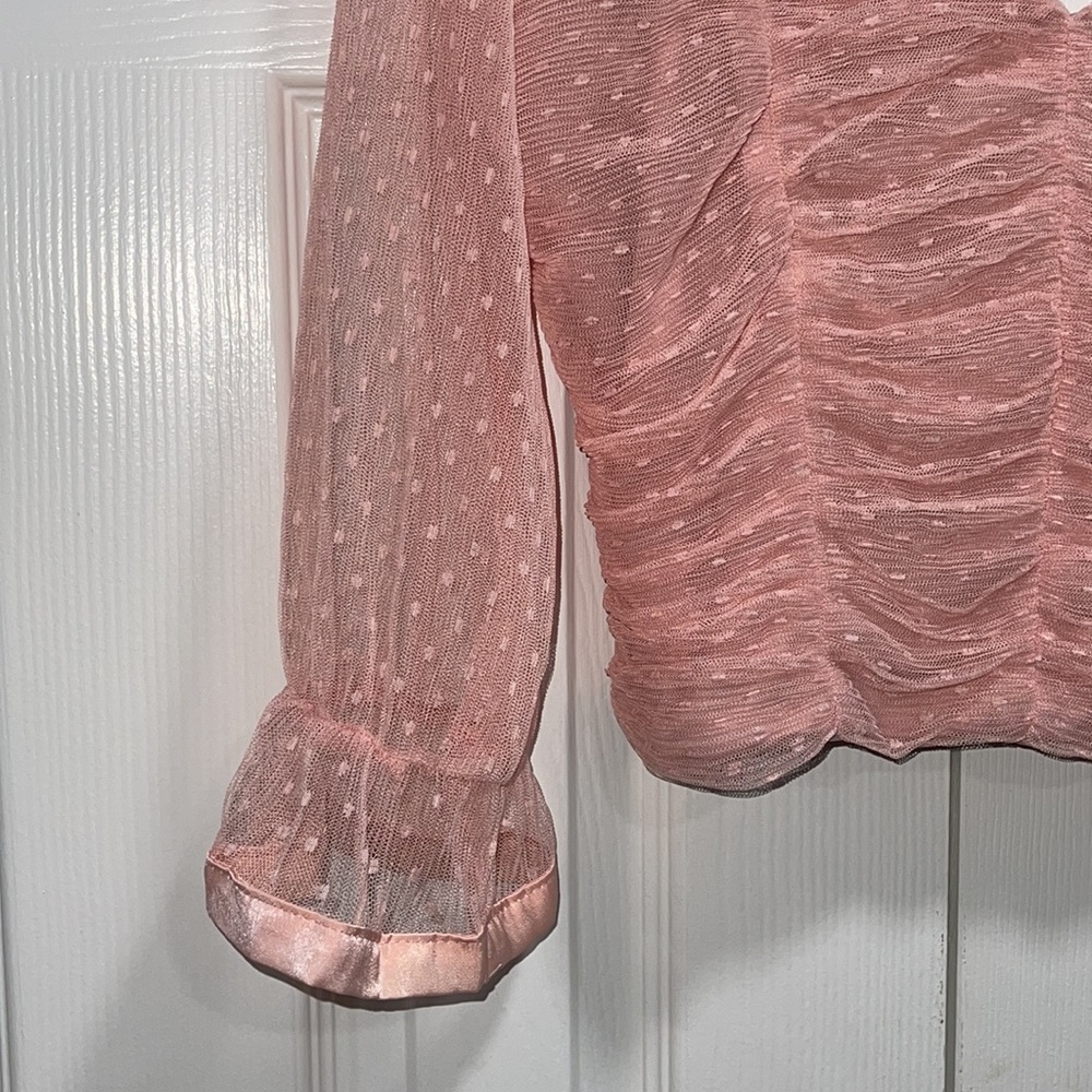 Woman’s Ruched Top - Large - Picture 4 of 5